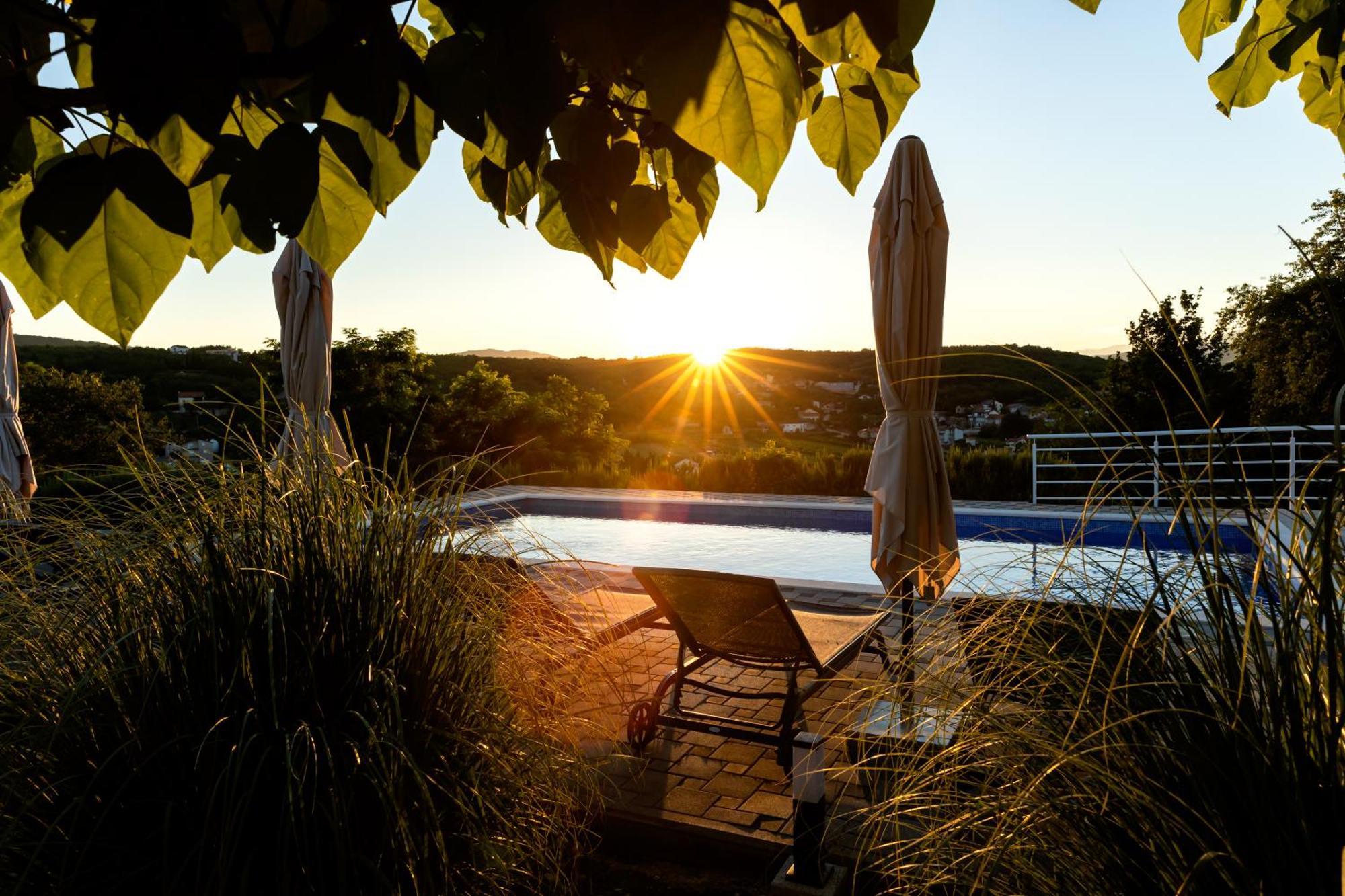 Villa Matko - Family Destination Zmijavci Екстериор снимка