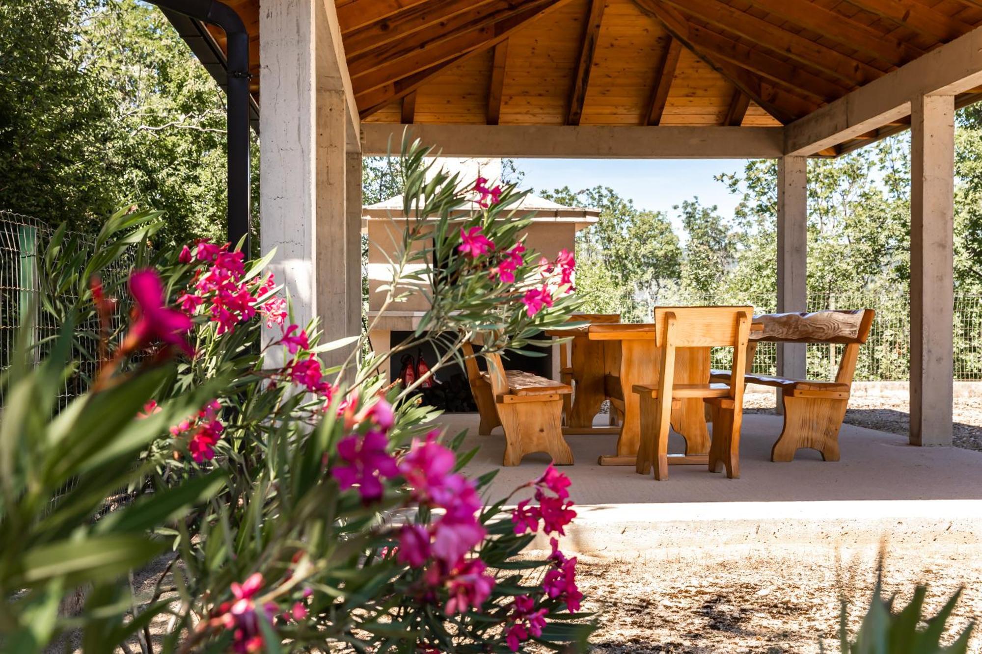 Villa Matko - Family Destination Zmijavci Екстериор снимка