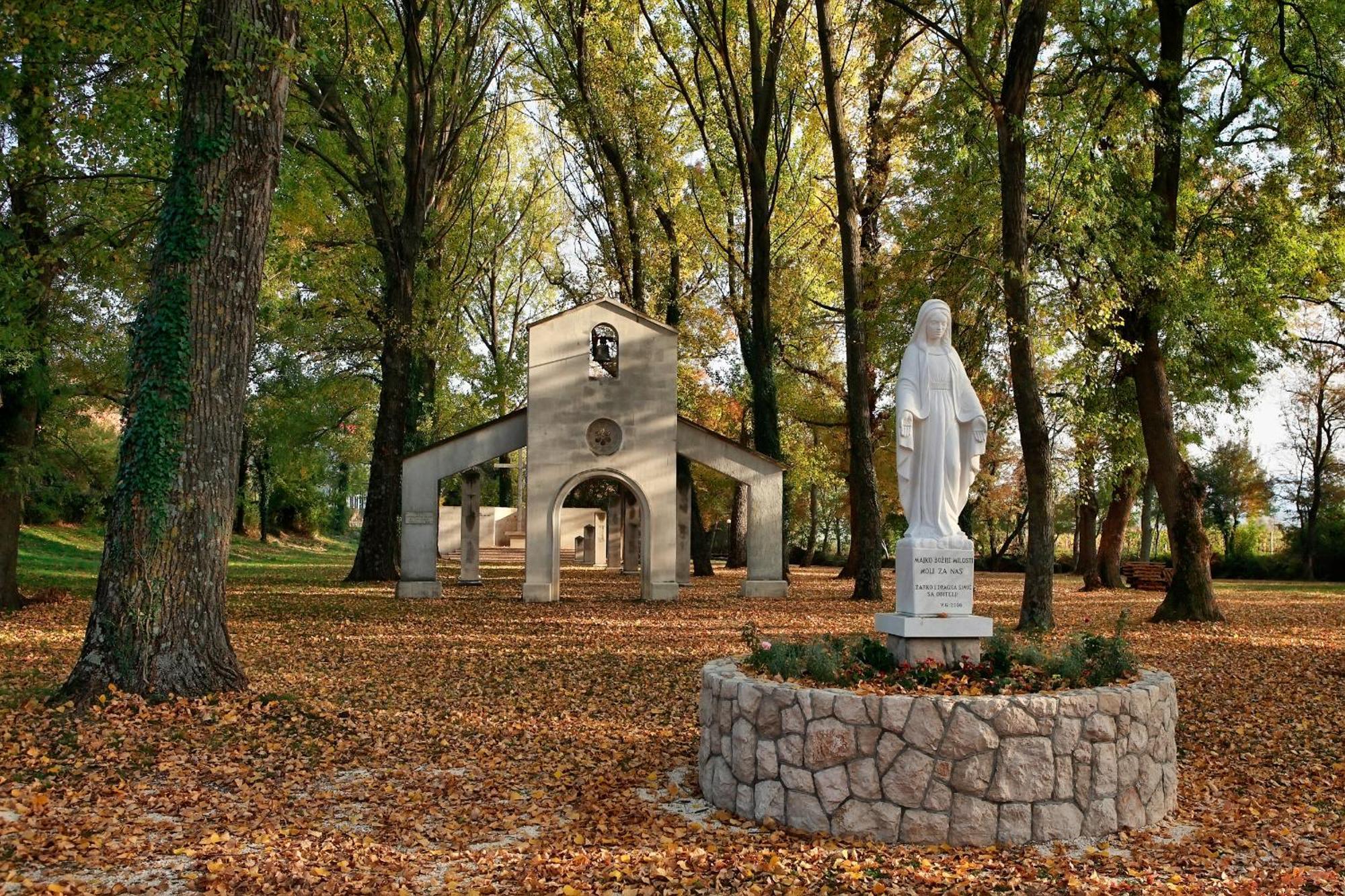 Villa Matko - Family Destination Zmijavci Екстериор снимка
