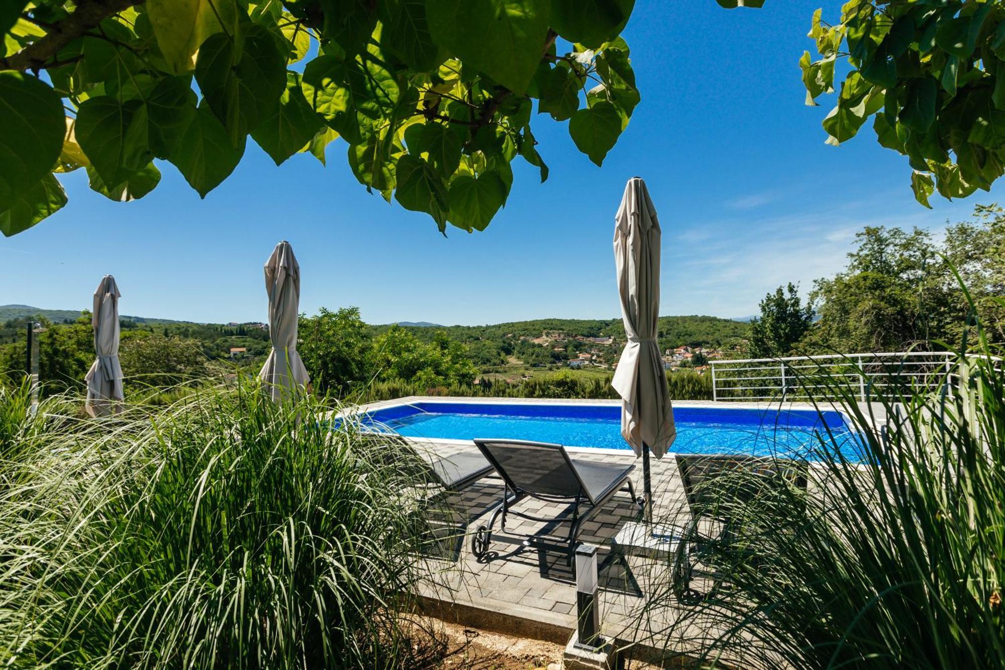 Villa Matko - Family Destination Zmijavci Екстериор снимка